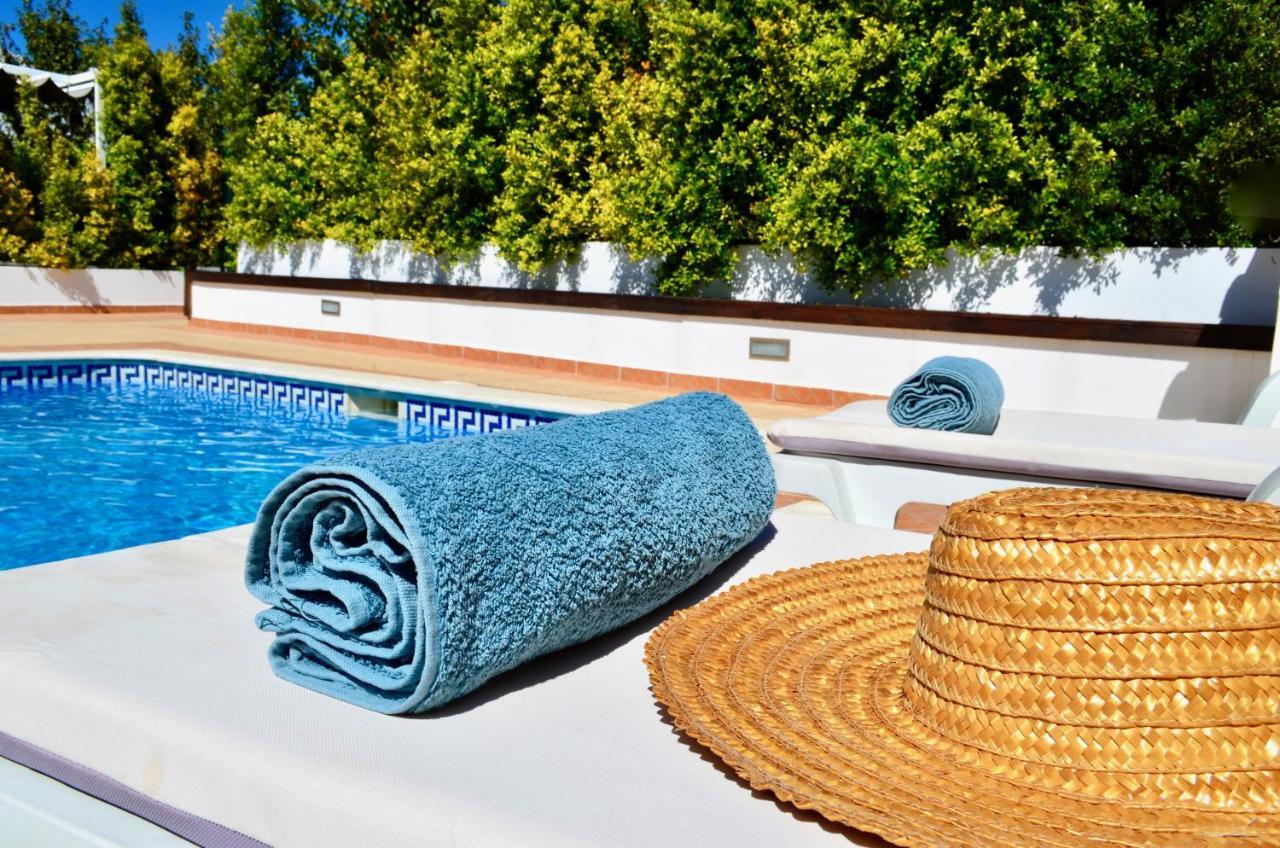 Villa Eltael - Rita Apartment - Warm Pool Until 1 November Manta Rota Exteriör bild